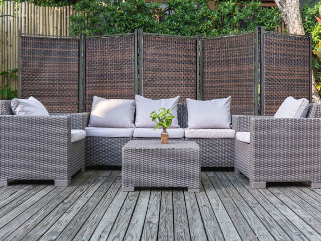 Outdoor Room Separation